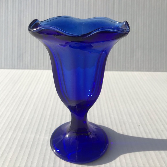 Set of 2 Vintage Cobalt Blue Ice Cream Sundae Dishes 6 1/4” Tall - Picture 6 of 10